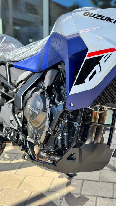 CocMotors vinde Suzuki V-Strom 800DE. nou