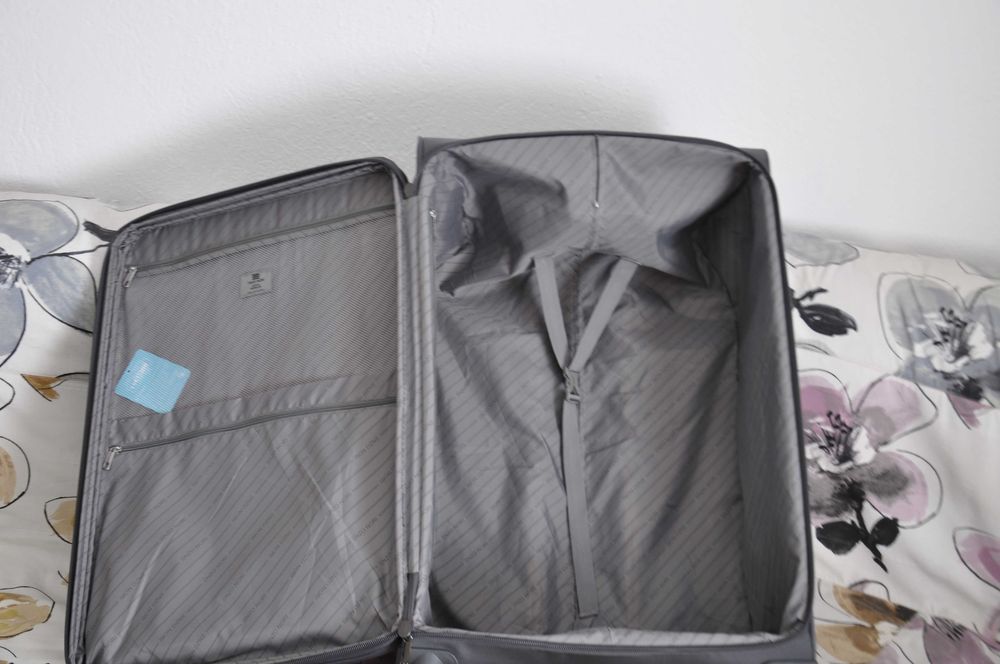 Продавам чисто нов куфар 30 инча