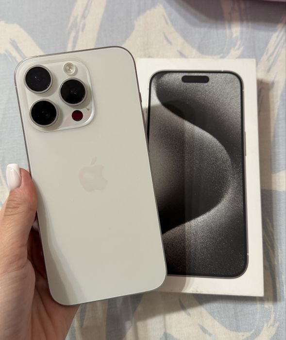 IPhone 15 pro 256 gb белый