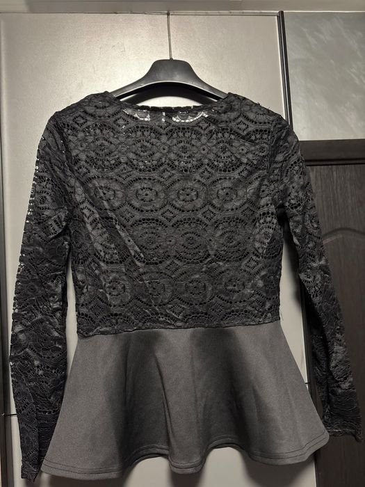 Дантелена блуза