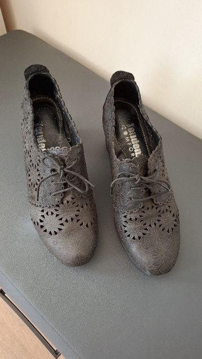 Tendenz естествена кожа обувки 38 н