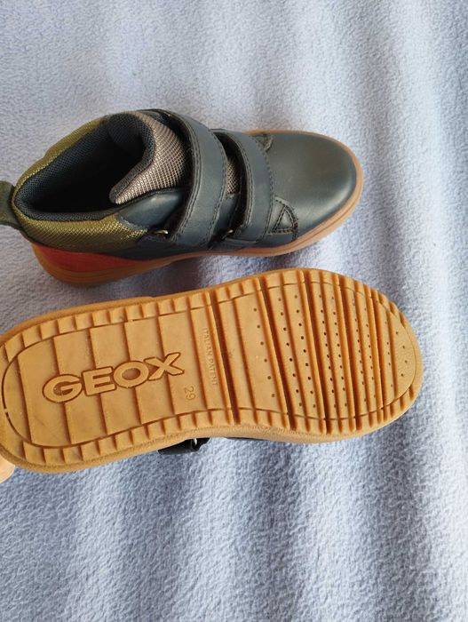 Непромокаеми CMP и Geox номер 29.