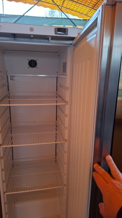 Frigider profesional