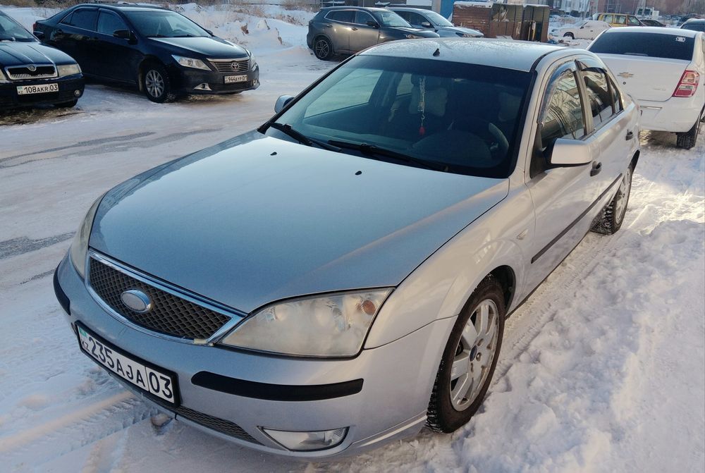 Продам автомобиль Форд Мондео 2003 года