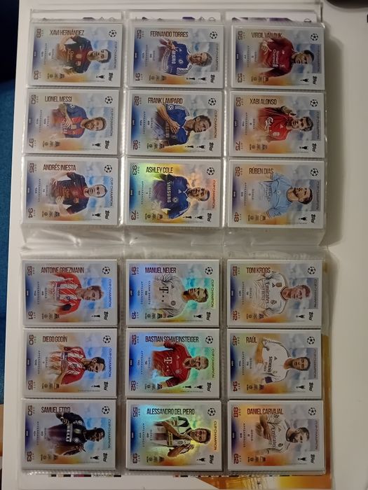 Продавам Match attax 25 26 нови карти