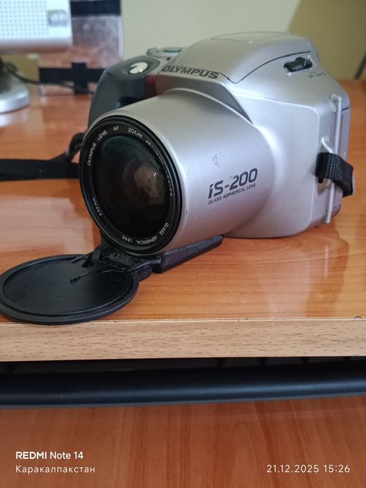 Olympus is200 Фотоаппарат плёночное