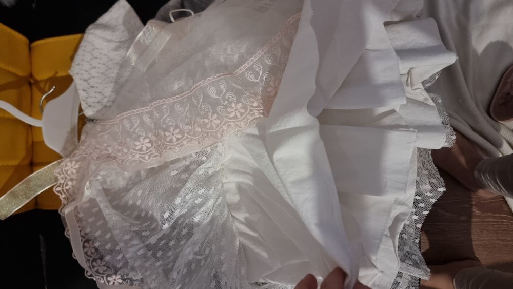 Турецкий нарядные платье 1-2 года Отличном состоянии 
Юнусобод 17-квар