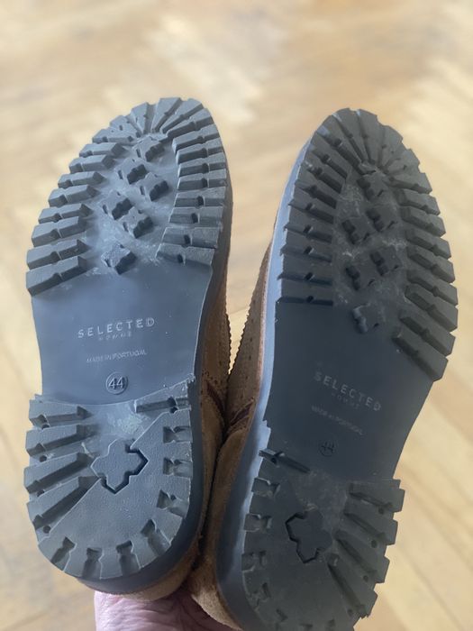 Bocanci piele intoarsa Selected