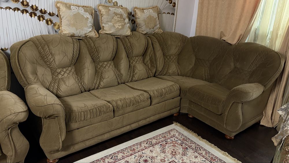 Продам мягкий уголок