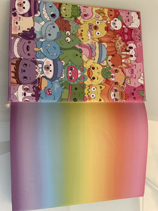 Книга с героите на Морая Елизабет