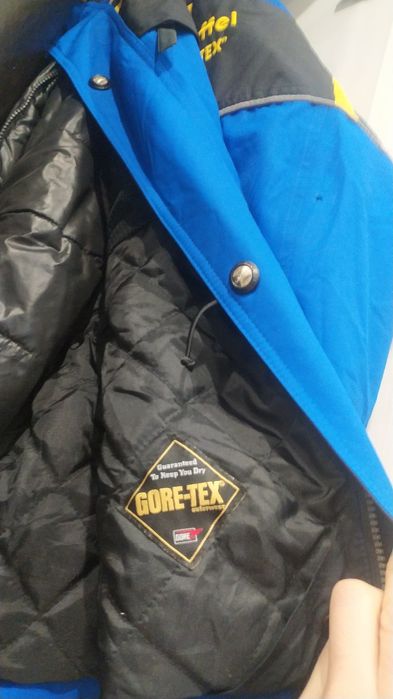 Продам Куртку Ауди