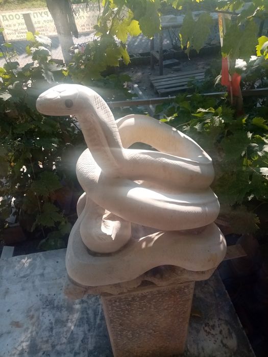 Скулптура на Владо Николов