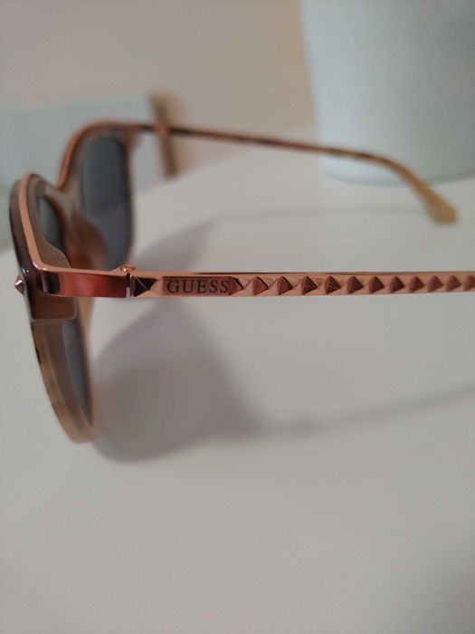 Guess дамски слънчеви очила