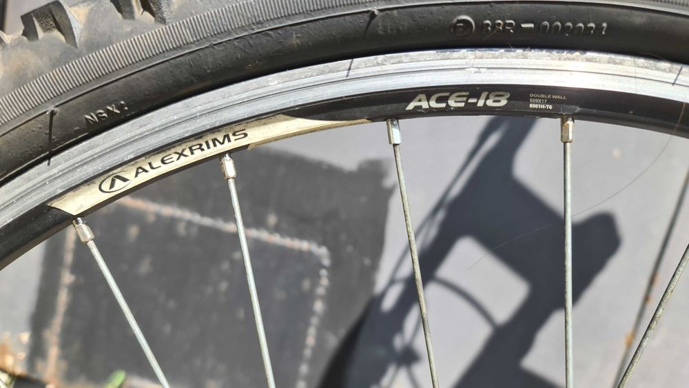 Алуминиево MTB колело Cube Analog 29" цола / инча с вилка Rockshox Recon и Shimano XT  Модел 2022г и X-Zite 26" цола инча с вилка Rockshox