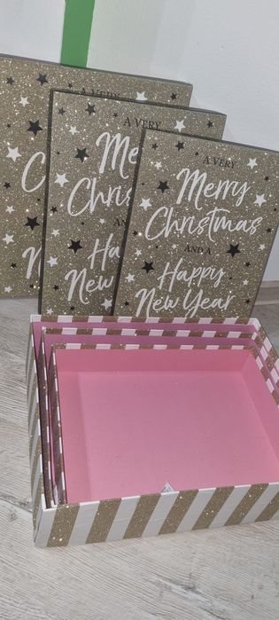 Cutie de cadou Merry Christmas 3 in 1 . Calitate superioară