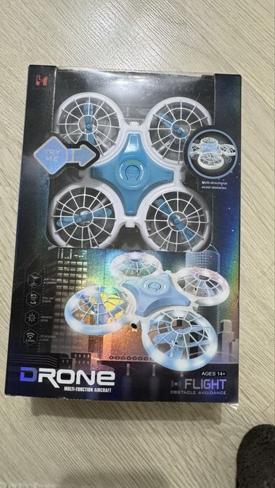 Продам игрушку дрон на радиоуправлении