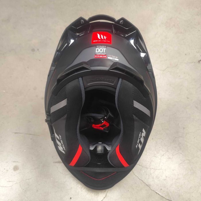 ПРОМОЦИЯ Каска MT Thunder 4 SV R25 B2 BLACK/GRAY - Код: 71801