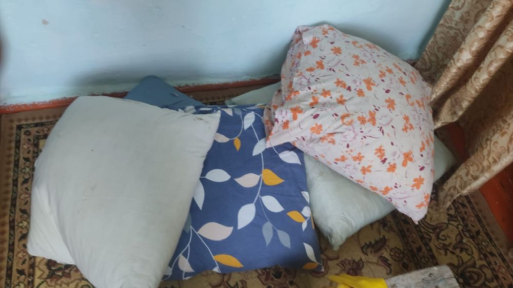 Продам перьевые подушки