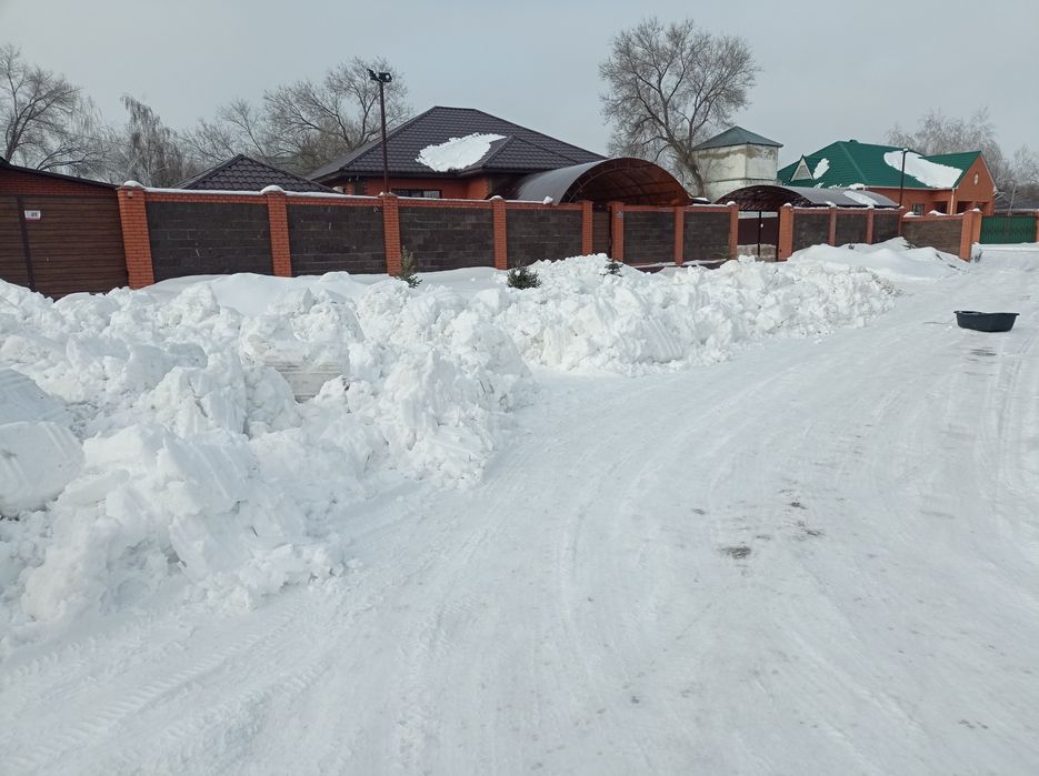 Чистка снега (ручная)