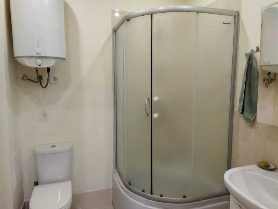 Дава се под наем Двустаен апартамент в София, Оборище - 70 кв.м за 423.3 € - Снимка #2