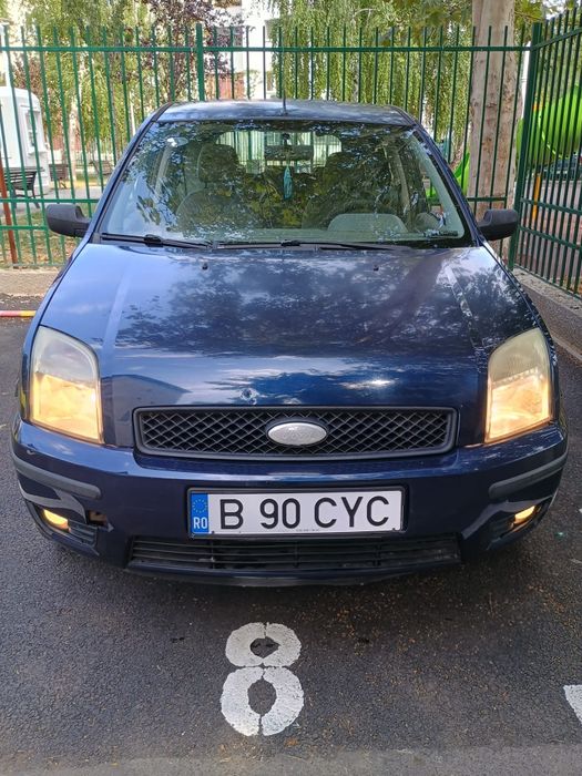 FORD Fusion 2004 — imagine 2