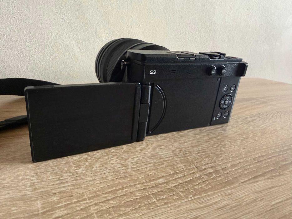 фотоапарат Panasonic Lumix S9