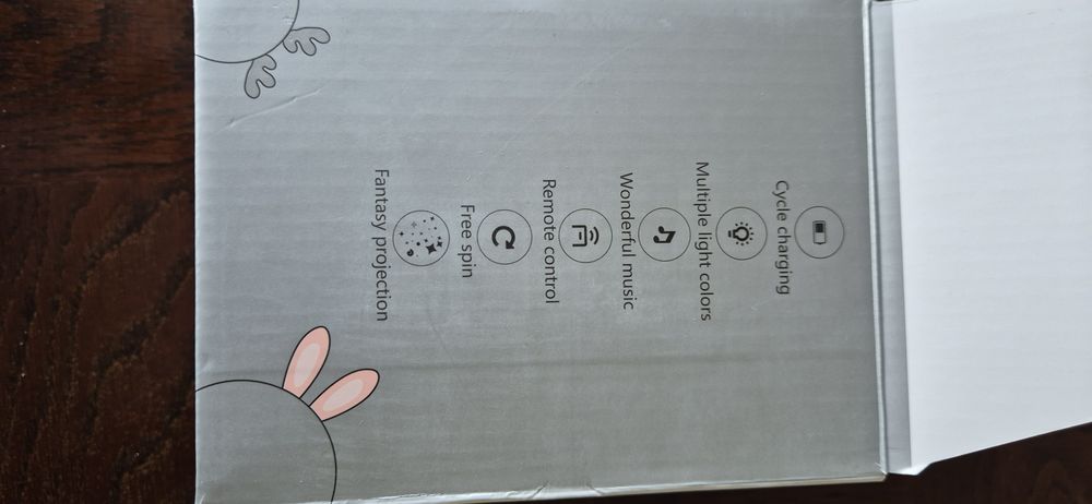 Vand lampa cu proiectie