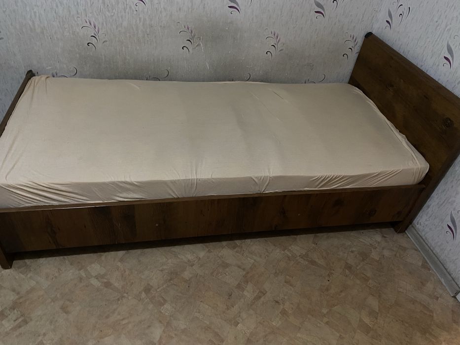 Продам кровать Односпальную