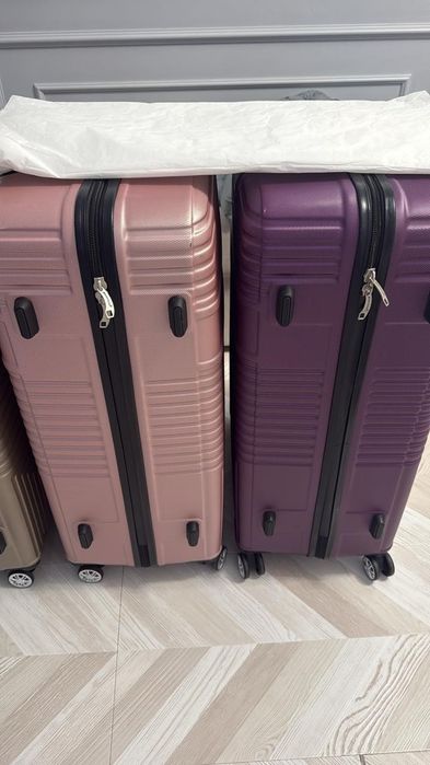 Продам дорожный чемодан.