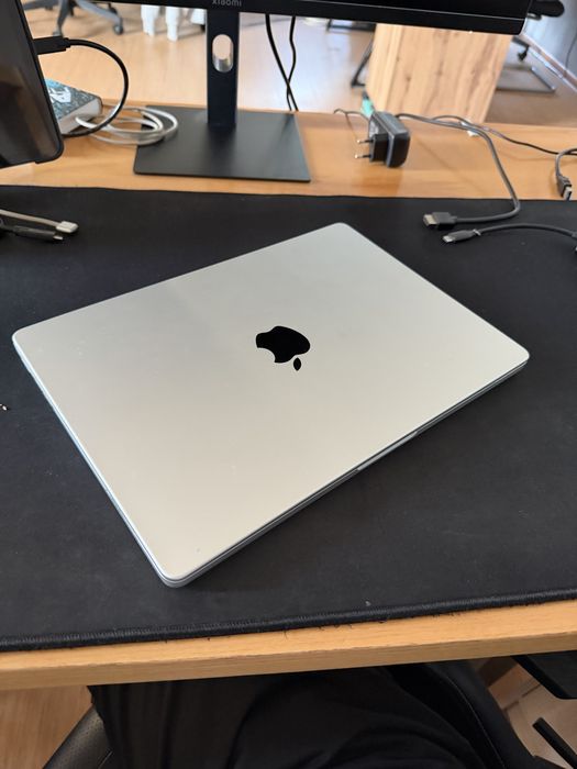 Macbook pro m1 pro 14. 16гб 1тб