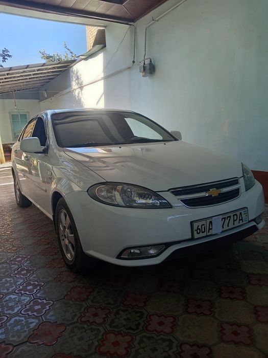 Дехкончилик сотилади