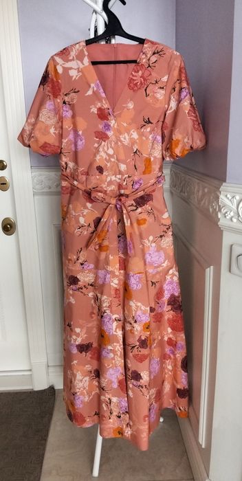 Платье женское нарядное