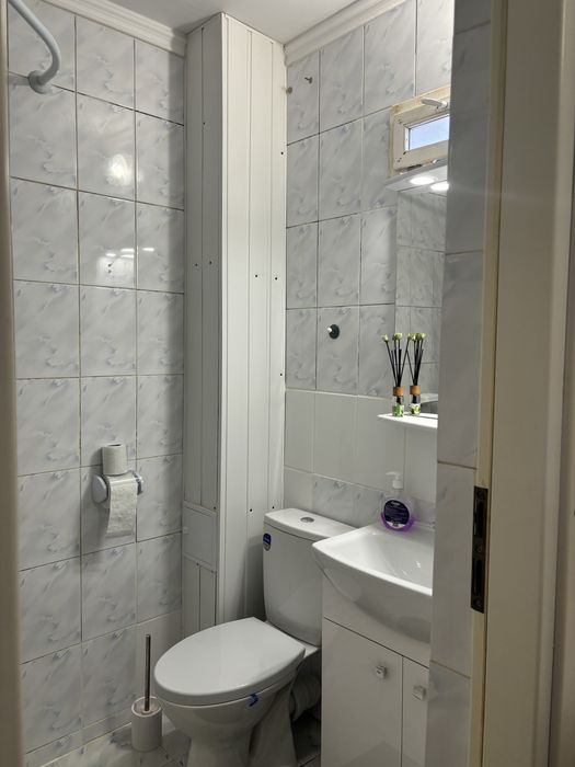 Închiriez garsonieră regim hotelier