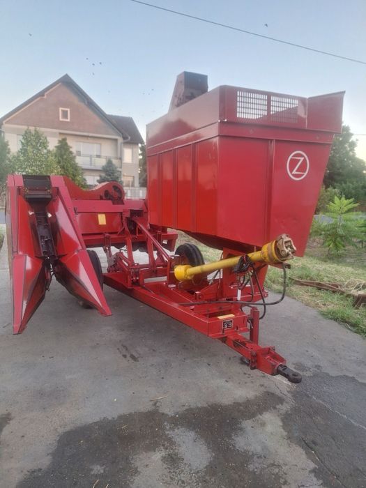 Zmaj 216 culegatoare porumb Nouă