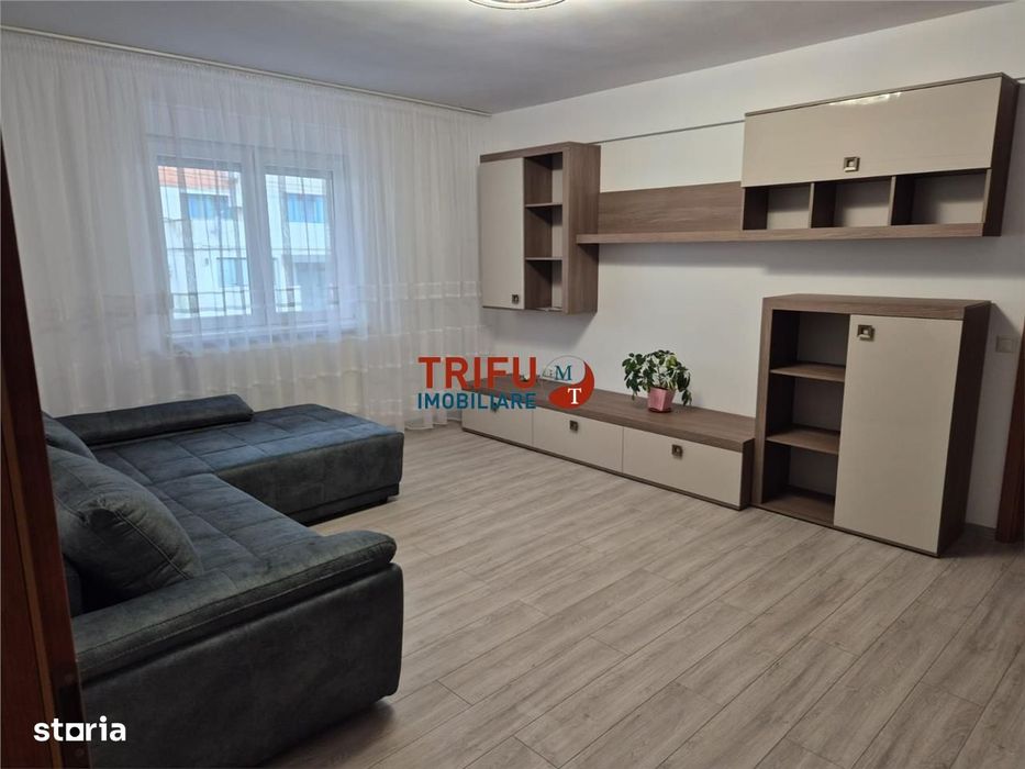 Apartament 3 camere de inchiriat zona Centru