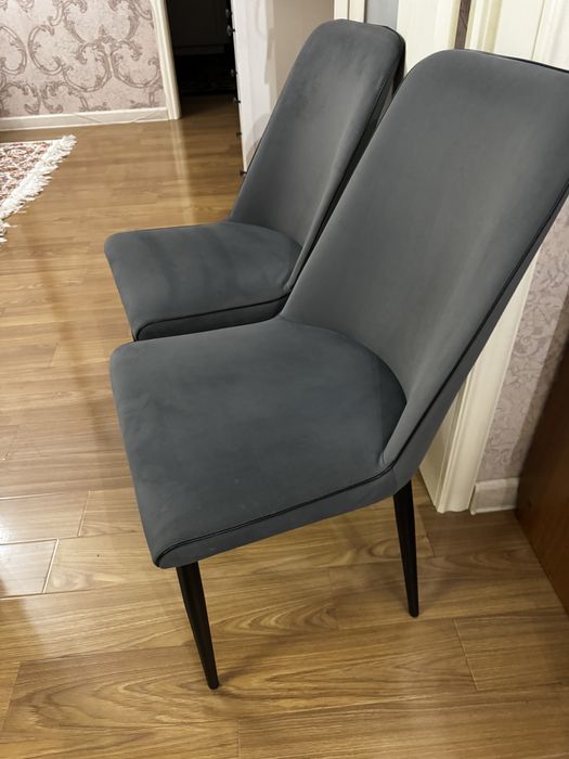 Два стула, мягкие удобные