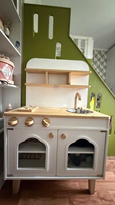 Продам детскую кухню