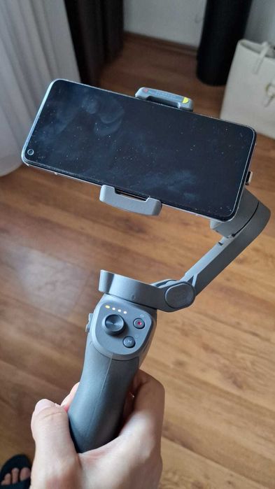 Vând DJI OSMO mobile - Puțin Utilizat