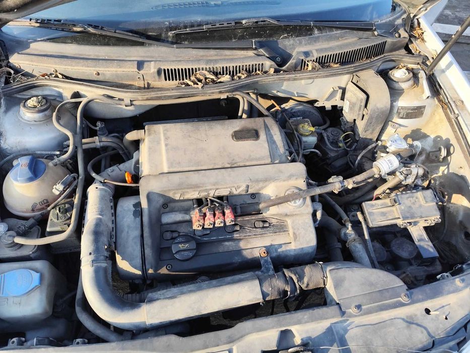 VW Golf 4 - 1.4 - 75к.с - 1998г. на части