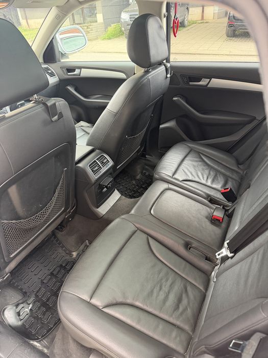 Audi Q5 QUATTRO 2012