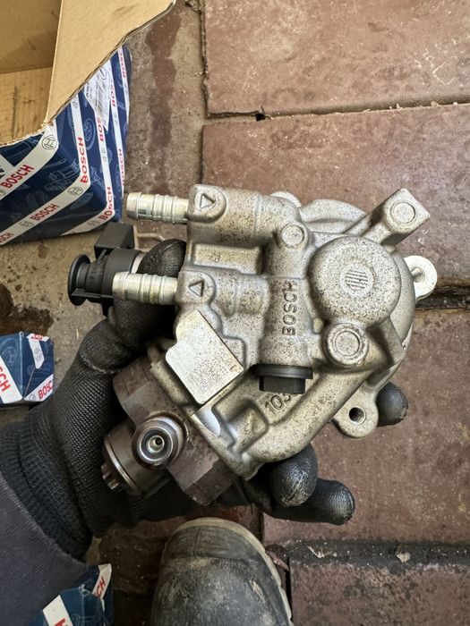 Injectoare plus pompa inalte audi a5