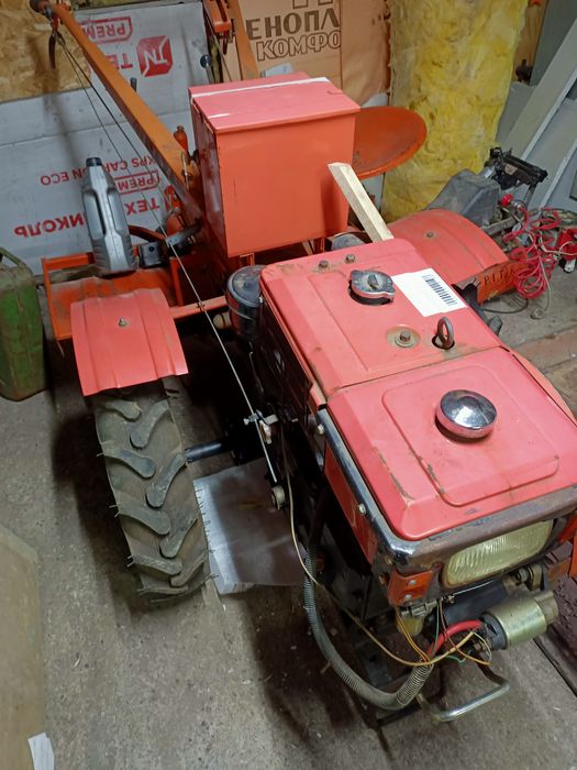 Продам мотоблок новый