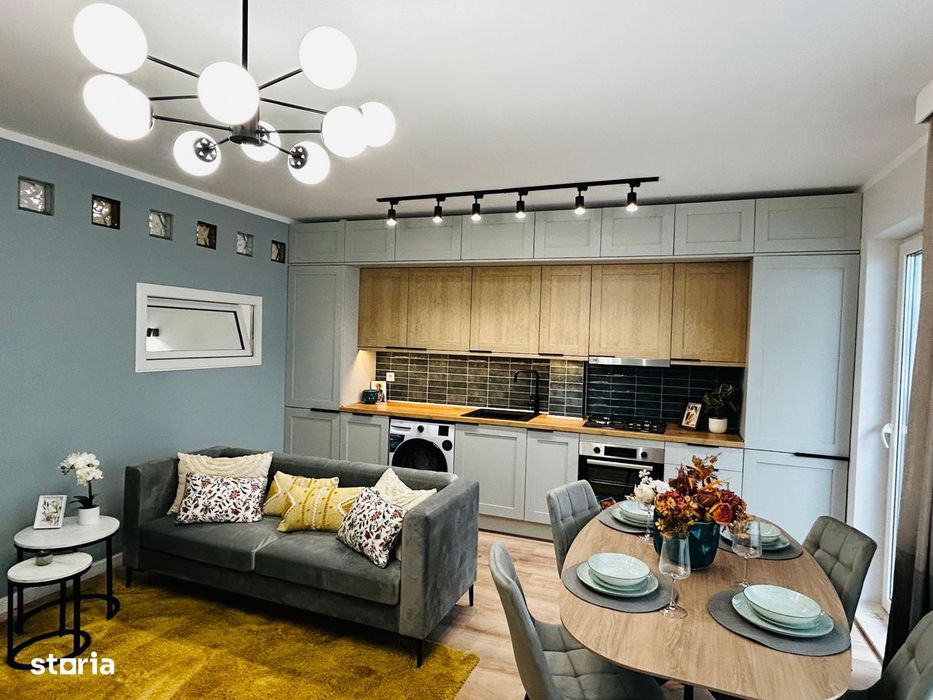 Apartament 3 camere, Lux, etaj intermediar, garaj, CF iesit, Eroilor.