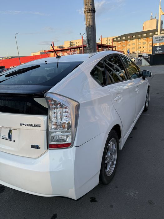 TOYOTA Prius 2011 — imagine 4