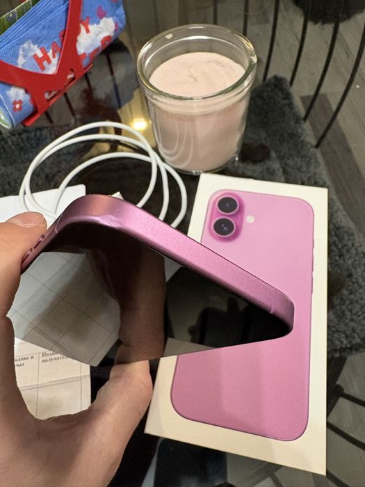 IPhone 16 Pink 128GB в гаранция