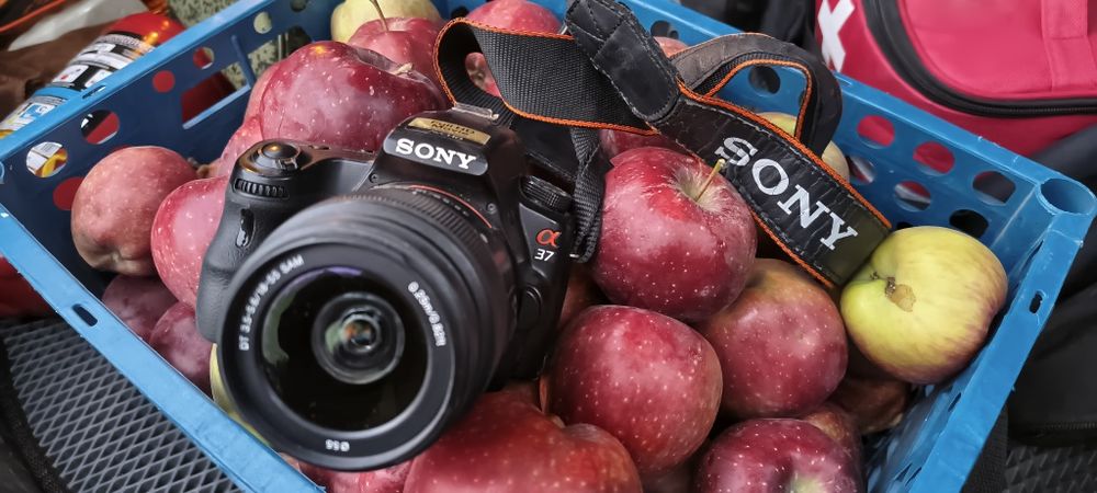 Продам  sony a 37