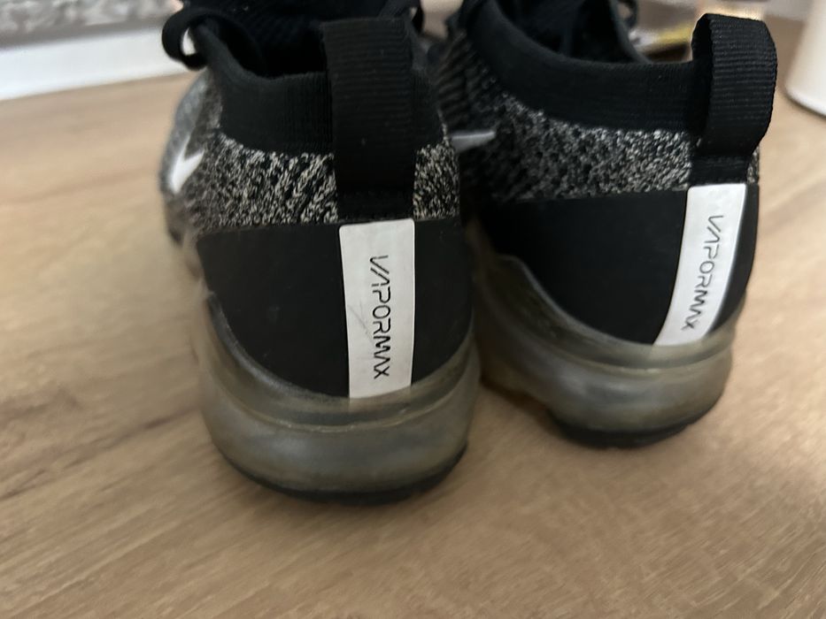 Adidasi Nike Vapormax