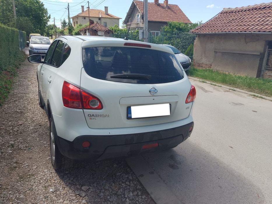 Nissan qashqai 2.0dCi 4x4 автоматик