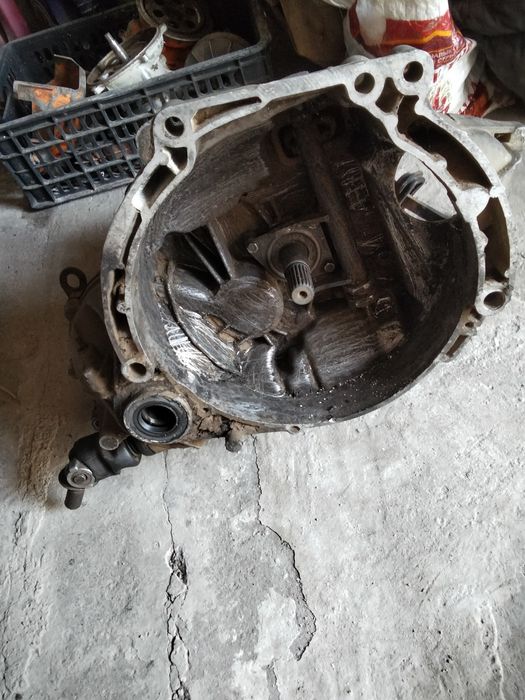 продам коробку на ВАЗ 2108