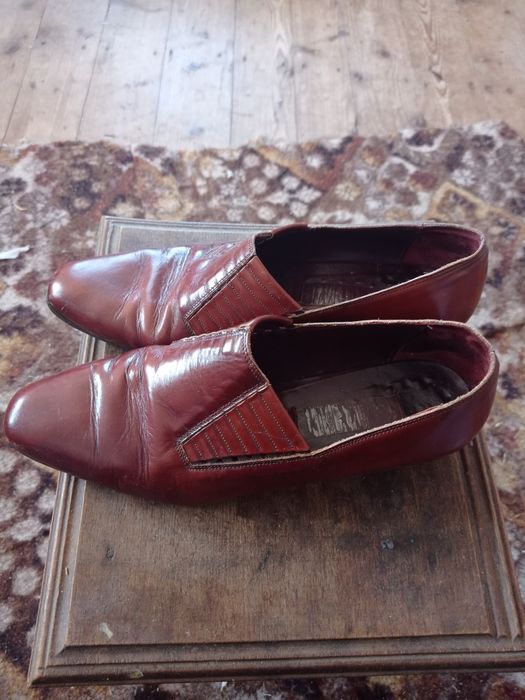 Pantofi noi de damă mărimea 39, preț negociabil